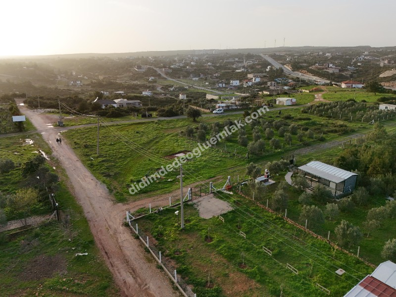 Didim Seyrantepe'de Satılık Köşe Başı Önü Park 636m2 Arsa