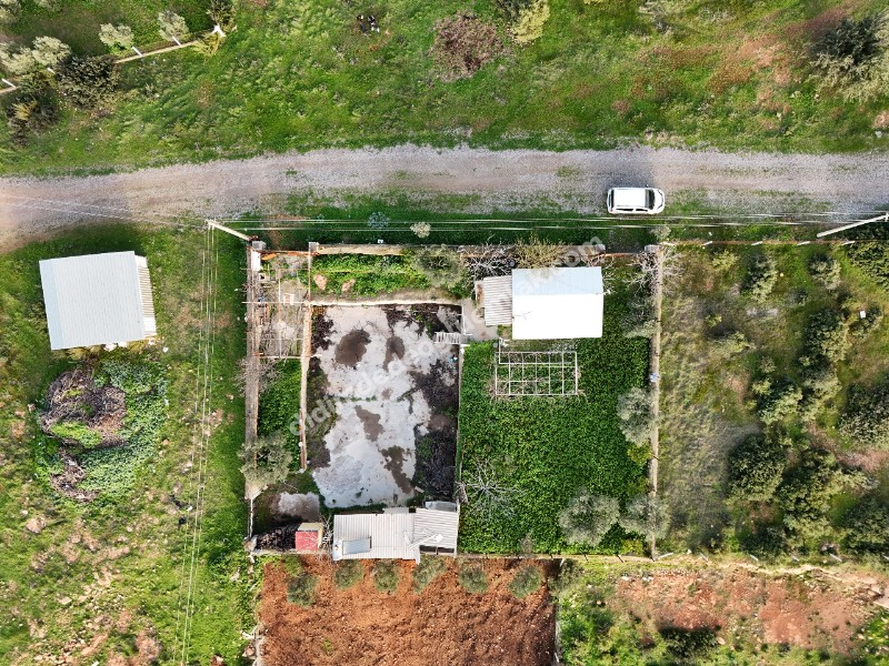 Didim Seyrantepe'de Satılık Köşe Başı Önü Park 636m2 Arsa