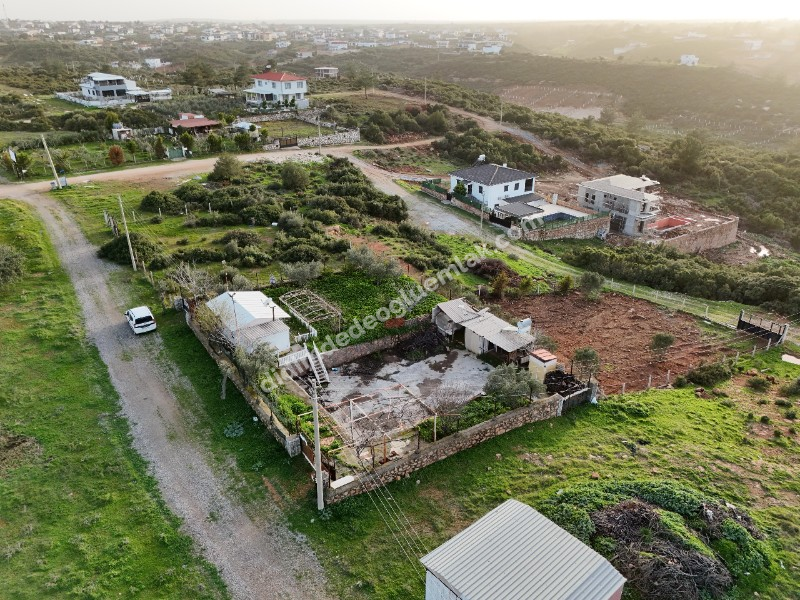 Didim Seyrantepe'de Satılık Köşe Başı Önü Park 636m2 Arsa