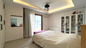 Elmas’tan Merkez’de Havuzlu Bağımsız Mutfak Efsane Metraj 3+1