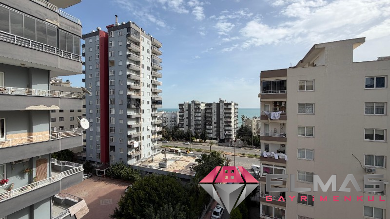 Elmas’tan Akdeniz Mh. Deniz Manzaralı Kapalı Otoparklı 3+1