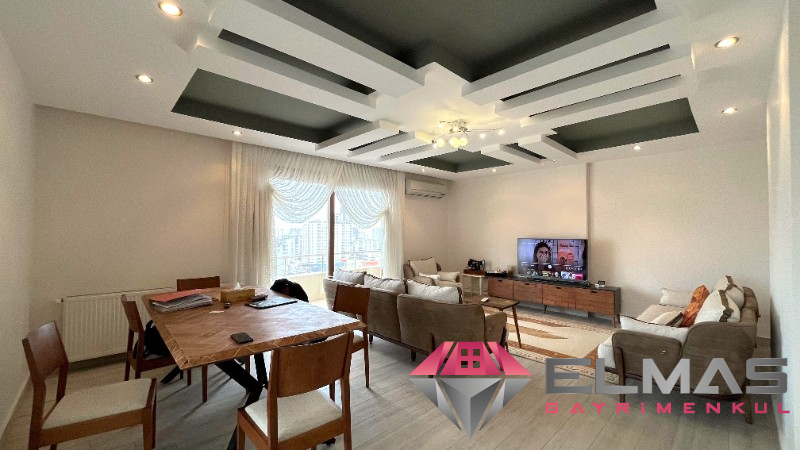 Elmas’tan Merkez’de Havuzlu Bağımsız Mutfak Efsane Metraj 3+1