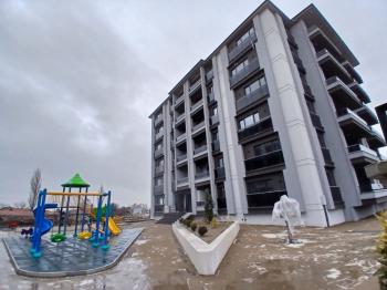 GÜVENAY - ÇORUM ULUKAVAK MAH. KEREBİ GAZİ  İOH OKULU YANI SATILIK 3+1 LÜKS DAİRE 