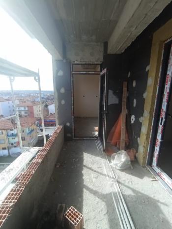 GÜVENAY - ÇORUM KALE MAH. CENGİZ TOPEL CADDESİ ÜZERİ  SATILIK 3+1 SIFIR DAİRE