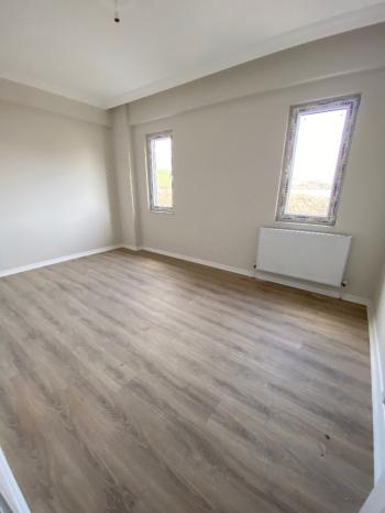 GÜVENAY - ÇORUM GÜLABİBEY MAH. KAPAKLI MEVKİİ EKİN CADDESİ YAKINI  3+1 SATILIK DAİRE 