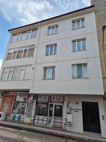 GÜVENAY - ÇORUM YENİYOL MAH. MEVLANA ÇARŞISI ARKASI KİRALIK EŞYALI DAİRE 1+0