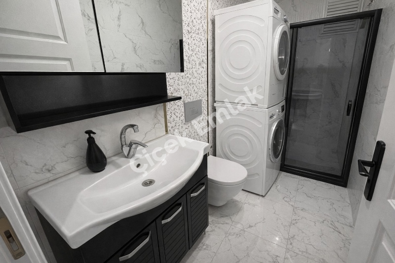 Çırçır'da 4+2 Asansörlü Otoparklı Satılık Dubleks