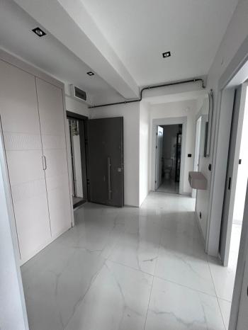 AFYON ÜÇOK EMLAKTAN BEYAZIT MAH SATILIK 2+1 80M² SIFIR LÜX DAİRELER 