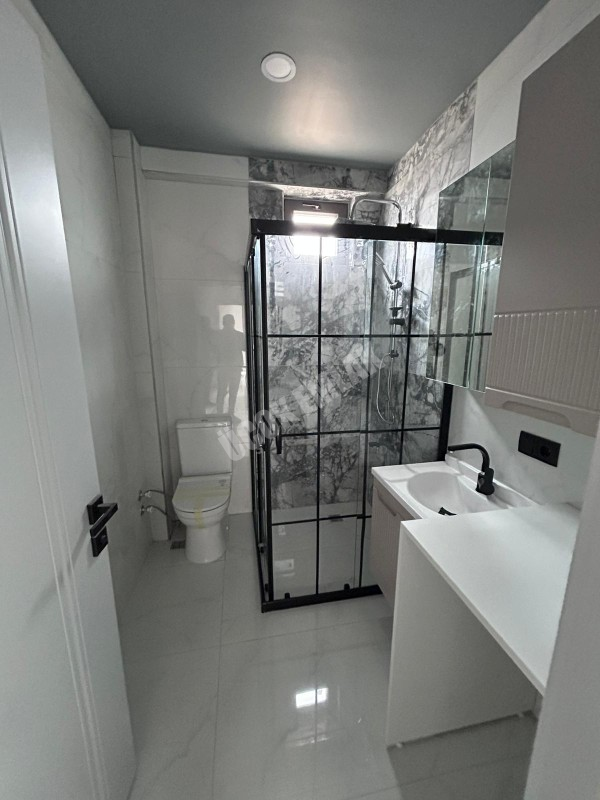 AFYON ÜÇOK EMLAKTAN BEYAZIT MAH SATILIK 2+1 80M² SIFIR LÜX DAİRELER 