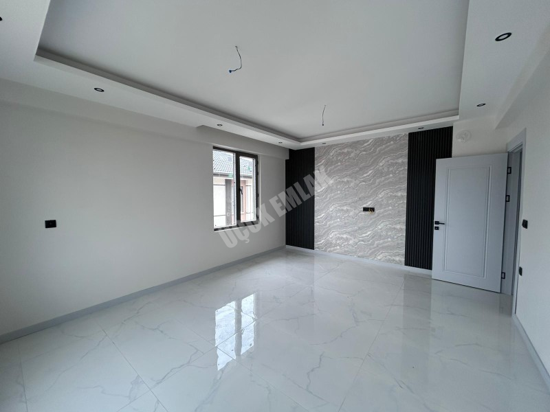 AFYON ÜÇOK EMLAKTAN BEYAZIT MAH SATILIK 2+1 80M² SIFIR LÜX DAİRELER 