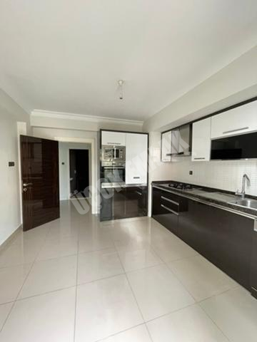 AFYON ÜÇOK EMLAKTAN SELÇUKLU MAH KİRALIK 4+1 200M² DAİRELER 