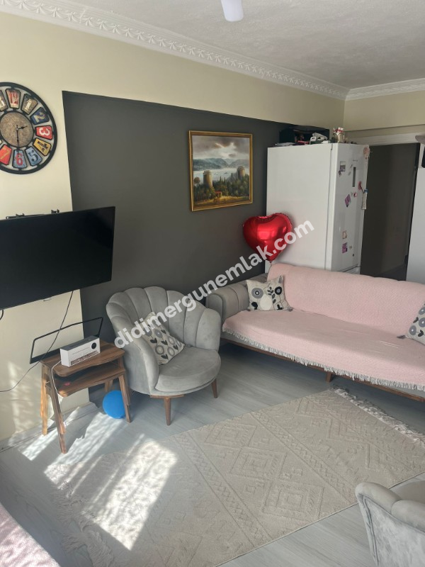 DİDİM EFELER MAHALLESİ' NDE GENİŞ BALKONLU 2+1 ACİL SATILIK – FIRSAT DAİRE!