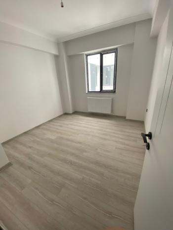 GÜVENAY - ÇORUM CENGİZ TOPEL CAD. ÜZERİ SATILIK 3+1 DAİRE