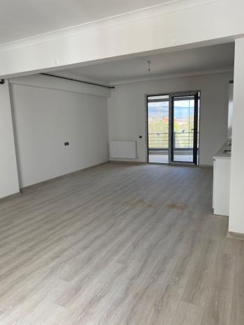 GÜVENAY - ÇORUM CENGİZ TOPEL CAD. ÜZERİ SATILIK 3+1 DAİRE