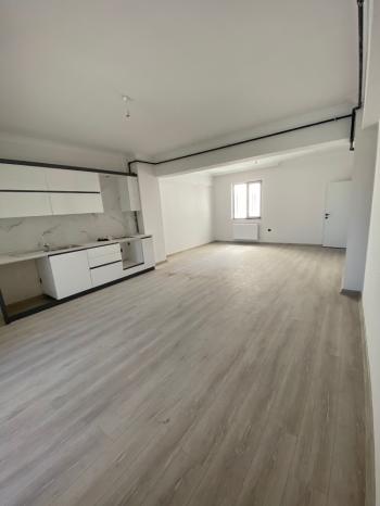 GÜVENAY - ÇORUM CENGİZ TOPEL CAD. ÜZERİ SATILIK 3+1 DAİRE