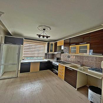 ESENKENTTE KİRALIK 4+1 SİTE İÇİ DAİRE