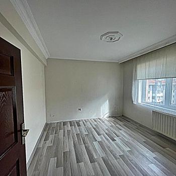 ESENKENTTE KİRALIK 4+1 SİTE İÇİ DAİRE