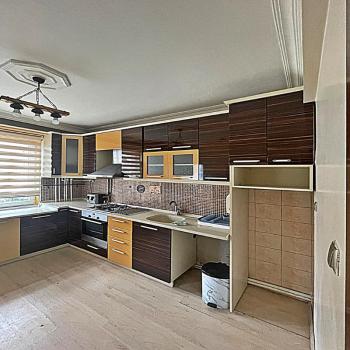 ESENKENTTE KİRALIK 4+1 SİTE İÇİ DAİRE