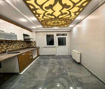 YENİKENT MAHALLESİNDE OTURUMA HAZIR TEK DAİRE ÜZERİ 3+1