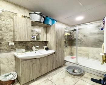 METROBÜSE YAKIN SİTE İÇİNDE YÜKSEK KAT 2+1 FIRSAT DAİRE