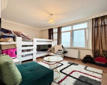 METROBÜSE YAKIN SİTE İÇİNDE YÜKSEK KAT 2+1 FIRSAT DAİRE