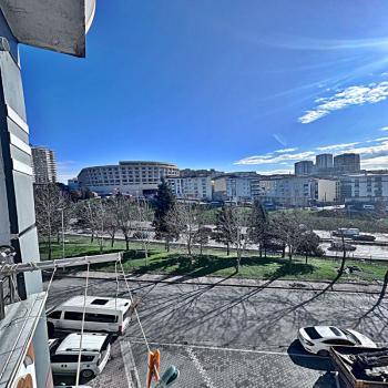 AİLE BİNASI ÖNÜ AÇIK FERAH SATILIK 2+1 DAİRE