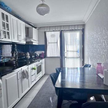 AİLE BİNASI ÖNÜ AÇIK FERAH SATILIK 2+1 DAİRE