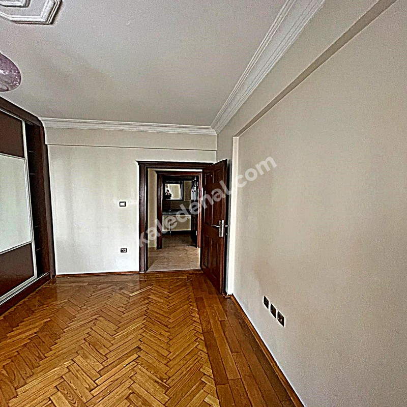 ESENKENTTE KİRALIK 4+1 SİTE İÇİ DAİRE