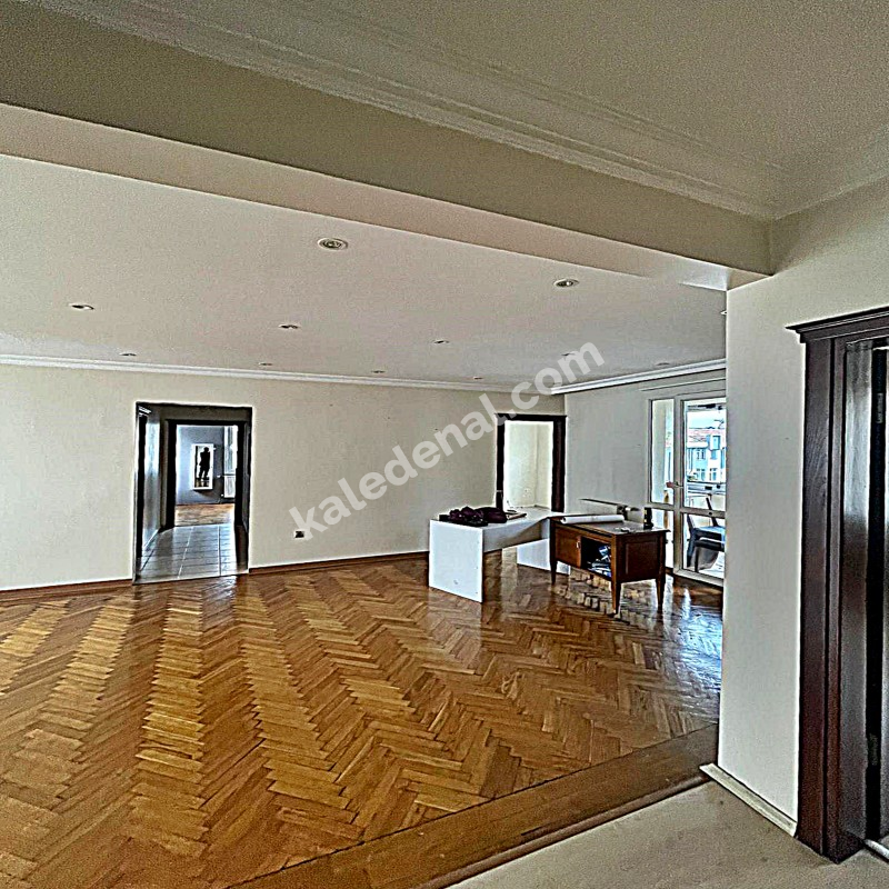 ESENKENTTE KİRALIK 4+1 SİTE İÇİ DAİRE