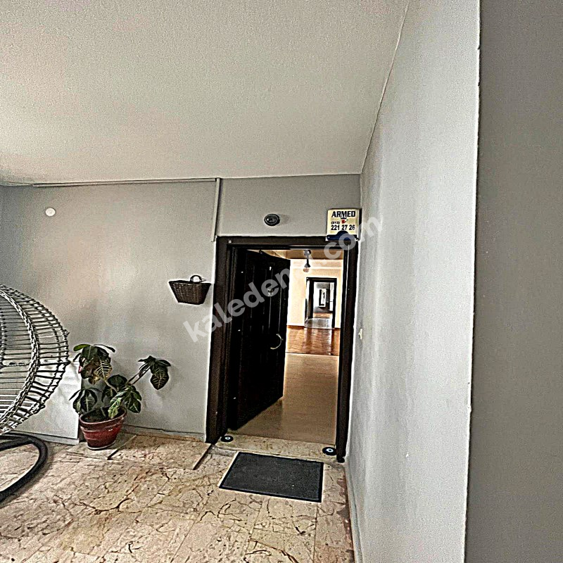 ESENKENTTE KİRALIK 4+1 SİTE İÇİ DAİRE