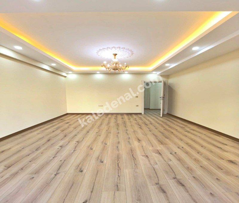 KALE YAPIDAN METRO PROJESİNE YÜRÜME MESAFESİNDE 3+1 ARA KAT DAİRE