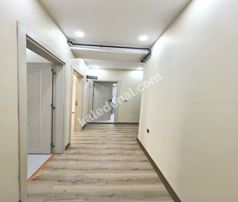 KALE YAPIDAN METRO PROJESİNE YÜRÜME MESAFESİNDE 3+1 ARA KAT DAİRE