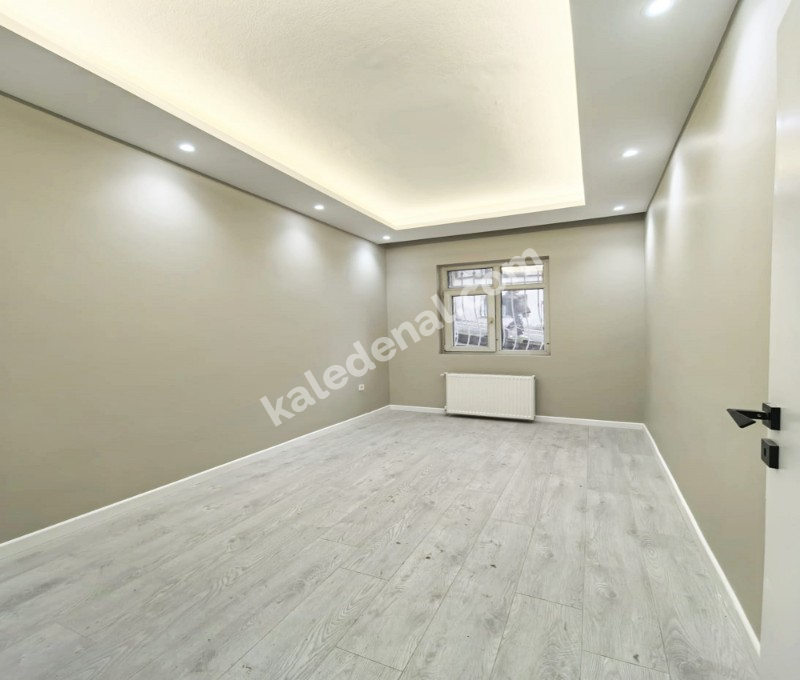 KALE YAPIDAN GENİŞ AİLELERE GÖRE UYGUN 120M2 DUZ GİRİŞ 2+1 DAİRE 