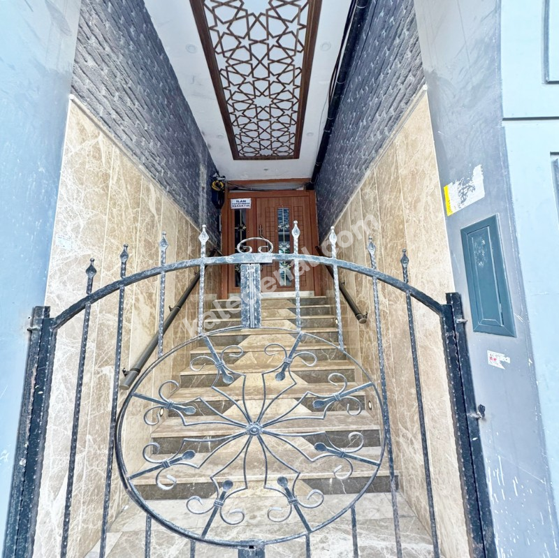 FULL DEKORLU OTURMAYA HAZIR YÜKSEK GİRİŞ 2+1 DAİRE