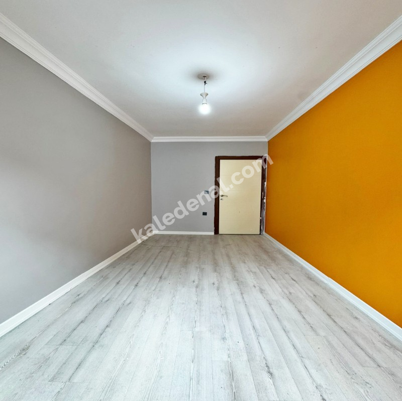 METROBÜSE YÜRÜME MESAFESİNDE GİRİŞ FİYATINA ARAKAT 2+1 DAİRE