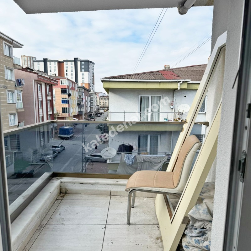 METROBÜSE YÜRÜME MESAFESİNDE GİRİŞ FİYATINA ARAKAT 2+1 DAİRE