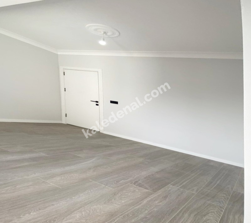 METROBÜSE YÜRÜME MESAFESİNDE FULL DEKORLU 2+1 DAİRE