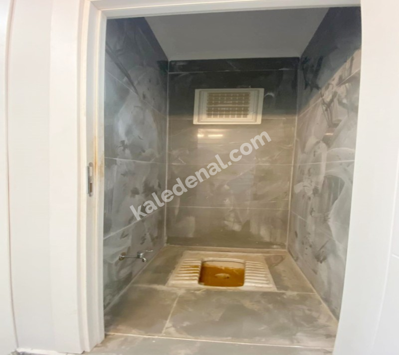 METROBÜSE YÜRÜME MESAFESİNDE FULL DEKORLU 2+1 DAİRE