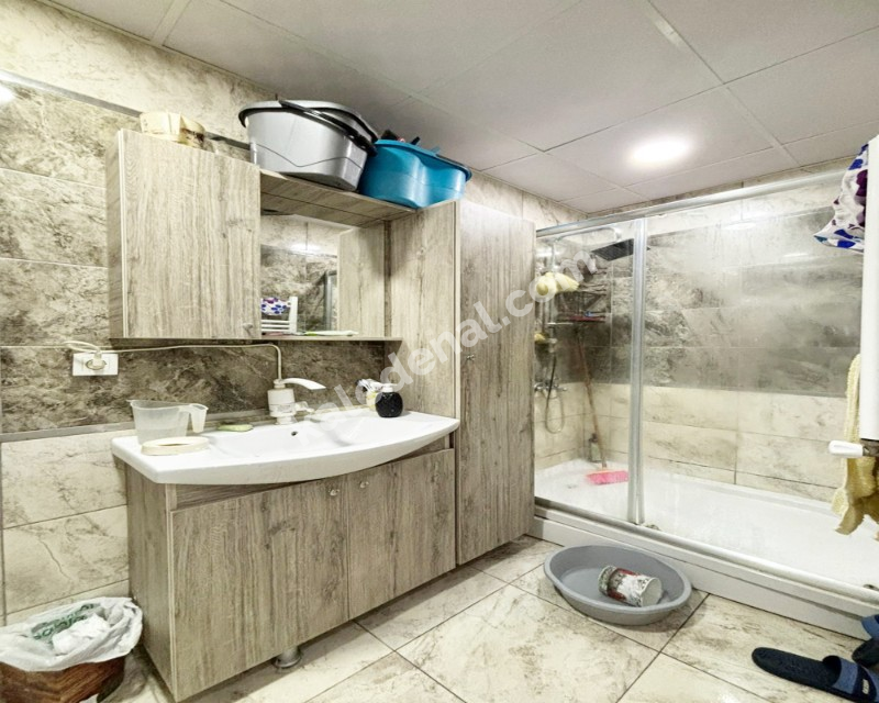 METROBÜSE YAKIN SİTE İÇİNDE YÜKSEK KAT 2+1 FIRSAT DAİRE