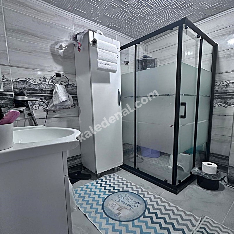 AİLE BİNASI ÖNÜ AÇIK FERAH SATILIK 2+1 DAİRE