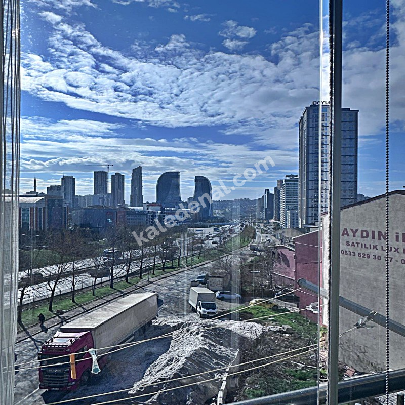 AİLE BİNASI ÖNÜ AÇIK FERAH SATILIK 2+1 DAİRE