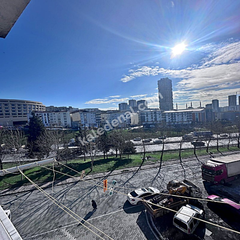 AİLE BİNASI ÖNÜ AÇIK FERAH SATILIK 2+1 DAİRE