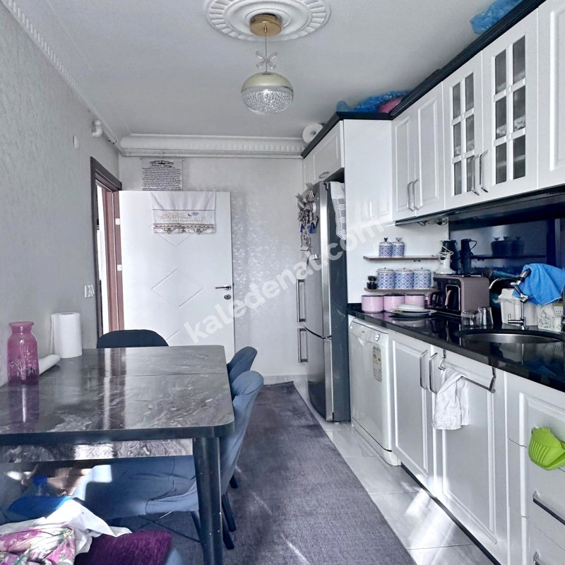 AİLE BİNASI ÖNÜ AÇIK FERAH SATILIK 2+1 DAİRE