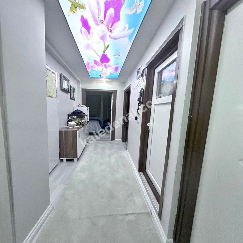 AİLE BİNASI ÖNÜ AÇIK FERAH SATILIK 2+1 DAİRE