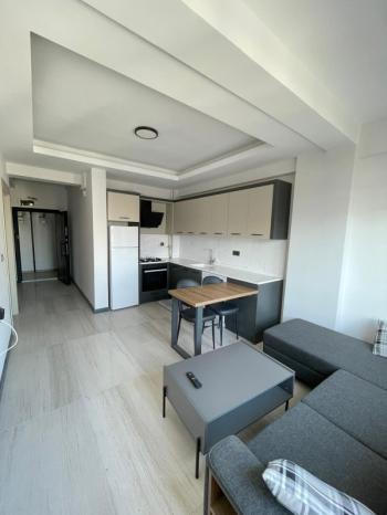 AFYON ÜÇOK EMLAKTAN SELÇUKLU MAH 1+1 55M² EŞYALI SIFIR TEMİZ BAKIMLI KİRALIK DAİRE 