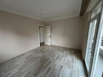 AFYON ÜÇOK EMLAKTAN FATİH MAH SATILIK TEMİZ BAKIMLI 4+1 140M² DAİRE
