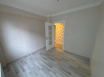 AFYON ÜÇOK EMLAKTAN FATİH MAH SATILIK TEMİZ BAKIMLI 4+1 140M² DAİRE