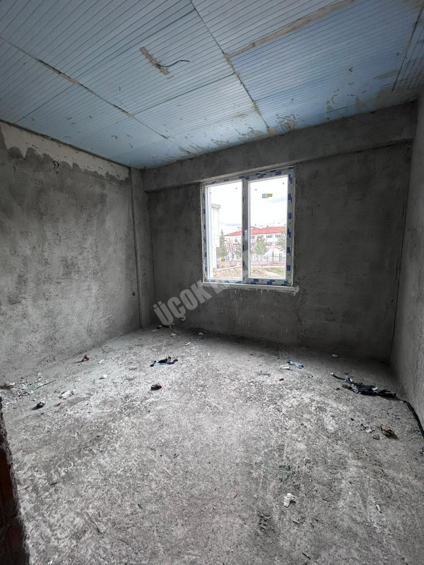 AFYON ÜÇOK EMLAKTAN MAREŞAL MAH SATILIK SIFIR 2+1 80M² DAİRE                                                                                                                                                                                                                                                                                                                                                                                                                                                                                                                                                                                                                                                                                                                                                                                                                                                                                                                                                                                                                                                                                                                                                                                                                                                                                                                                                                                                     