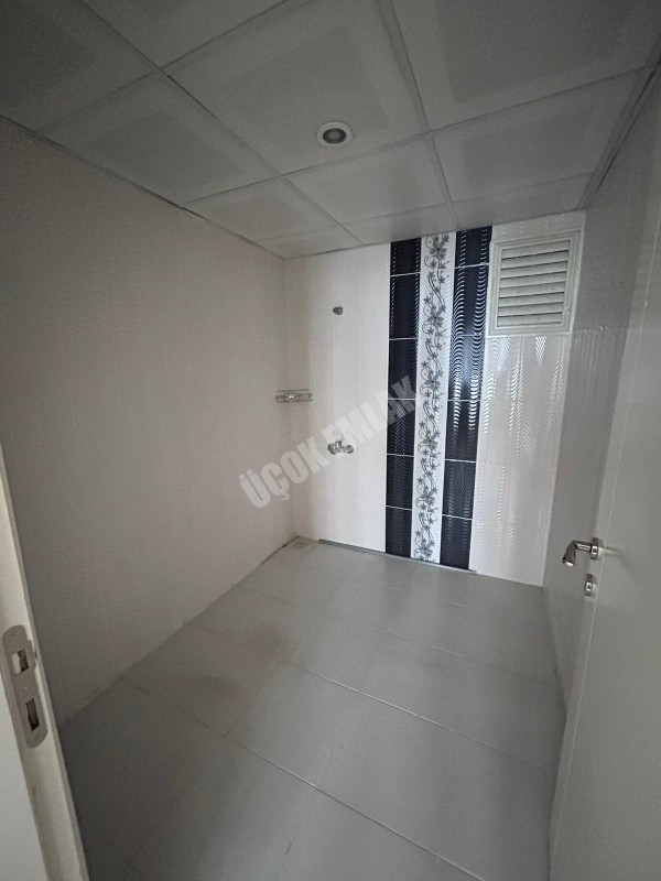 AFYON ÜÇOKK EMLAKTAN HARBİŞ GAZİ MAH 3+1 120M² TEMİZ BAKIMLI KİRALIK DAİRE 