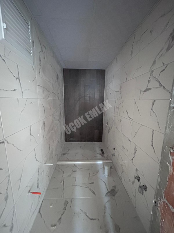 AFYON ÜÇOK EMLAKTAN MAREŞAL MAH SATILIK 3+1 120M² SIFIR DAİRELER 